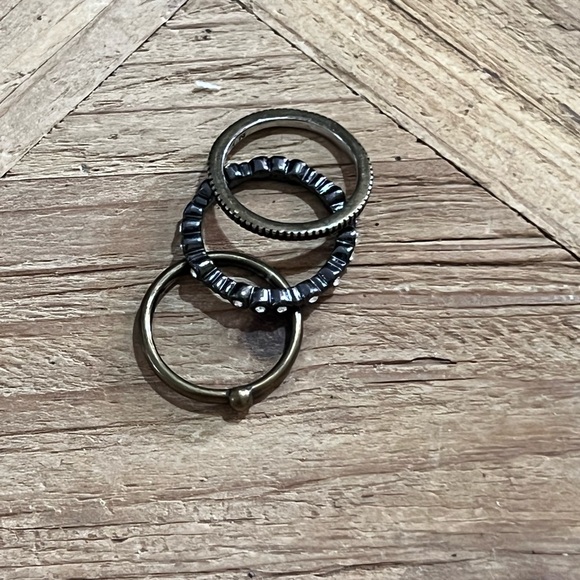 Silpada K&R Destination Brass 3 Ring set KRR 0091 9 - Picture 3 of 5